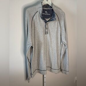 Men’s Tommy Bahama Lightweight Gray & White Stripe Quarter-Snap Long Sleeve